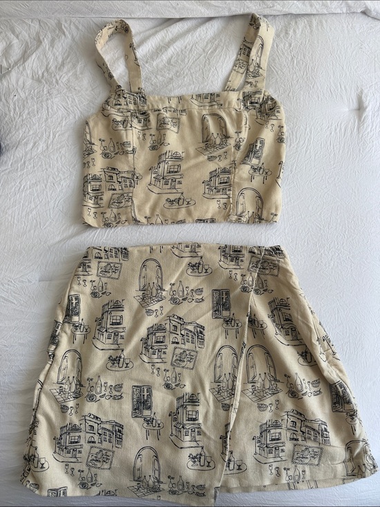 Abercrombie & Fitch Dresses & Skirts - Abercrombie & Fitch Beige Printed Crop Top and Skirt Set
